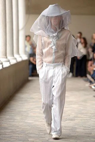 Look 28